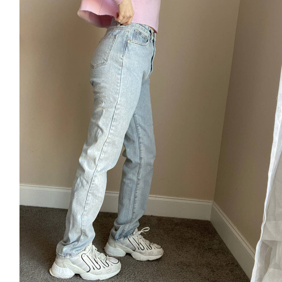 PrettyLittleThing light wash straight jeans, super high rise, size 4 - Picture 5 of 15